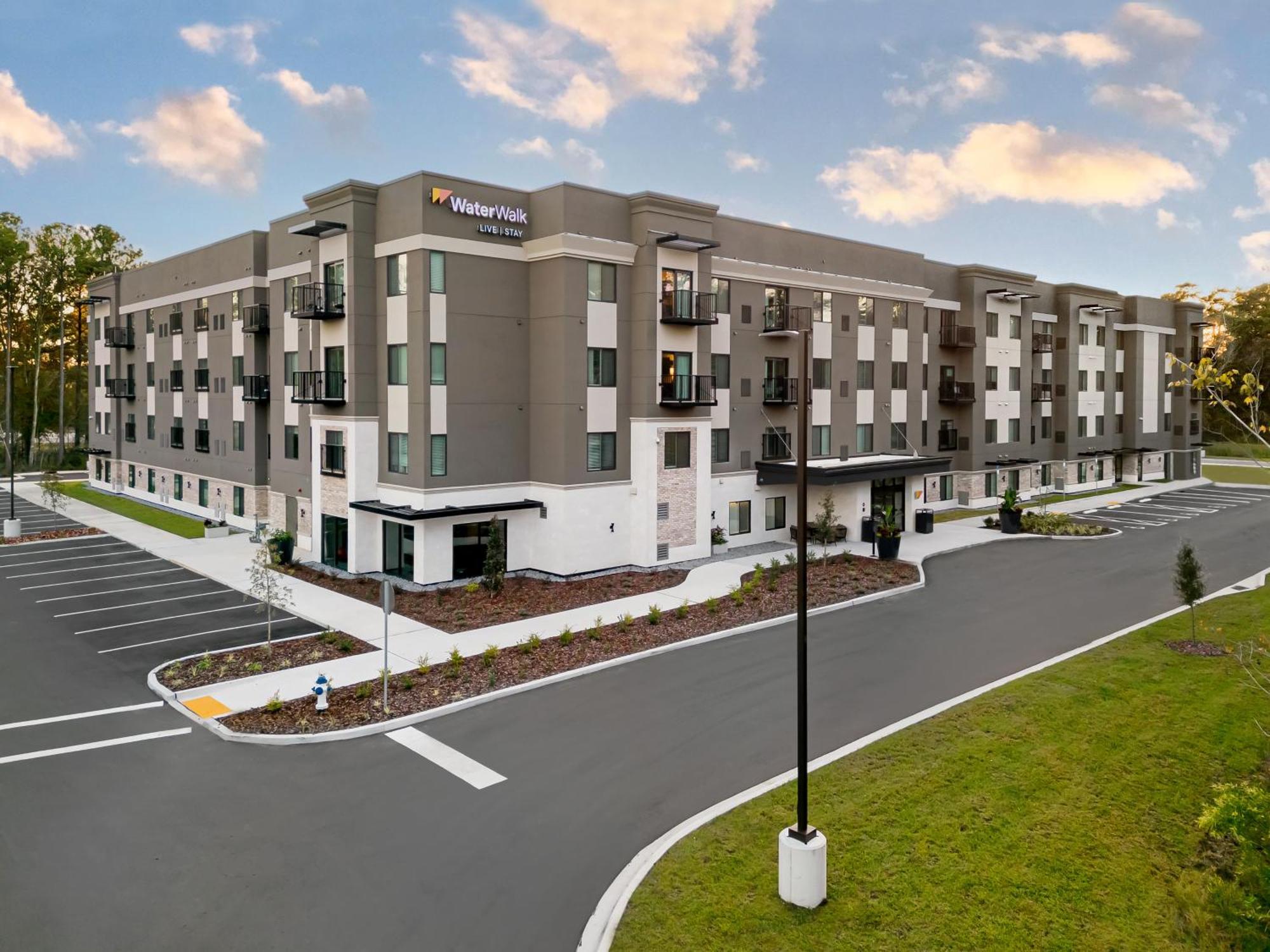 Hotel Waterwalk Extended By Wyndham Deerwood Pk 3*